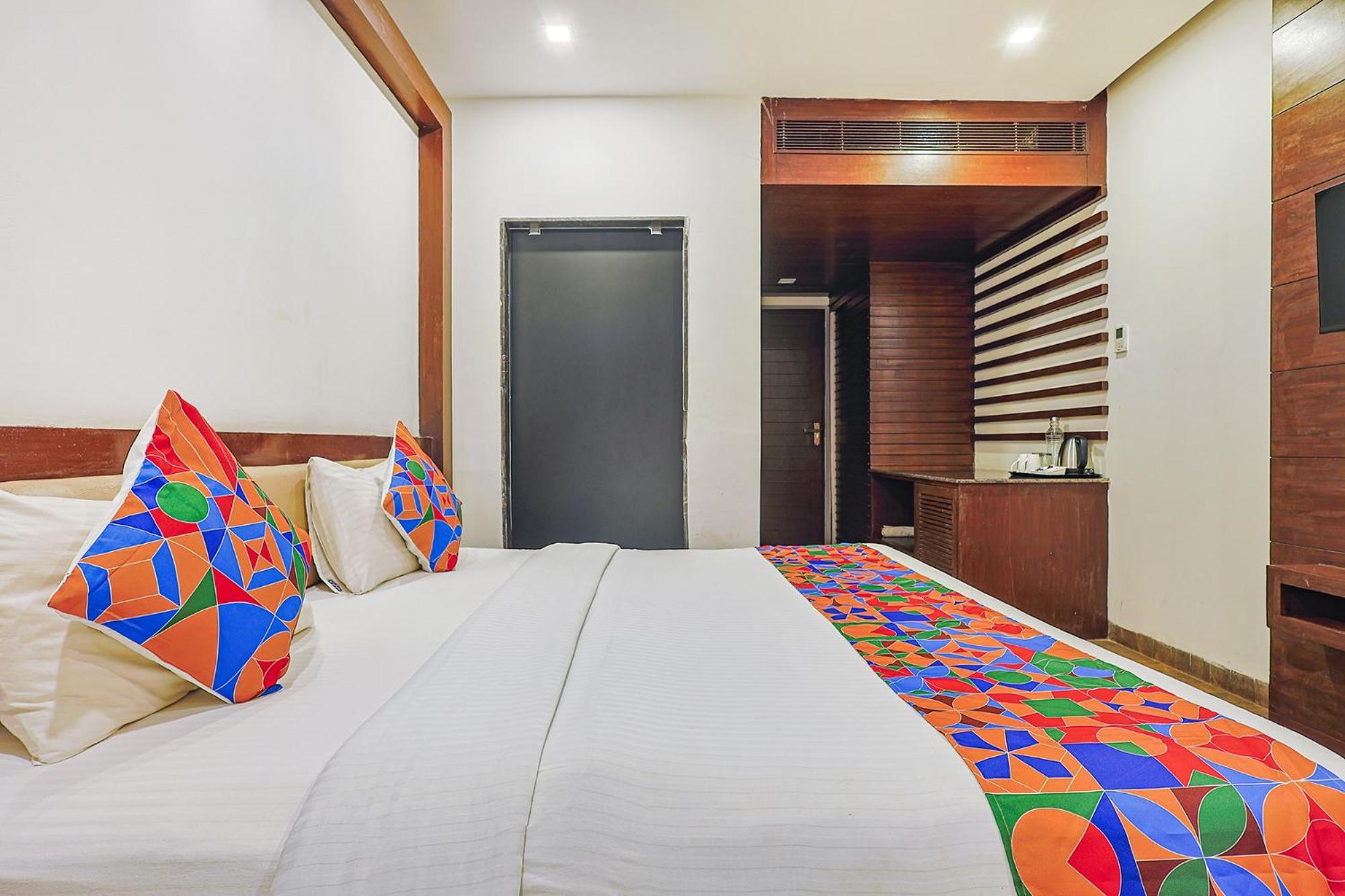 Fabhotel Prime 7 Eleven Resort Candolim Luaran gambar